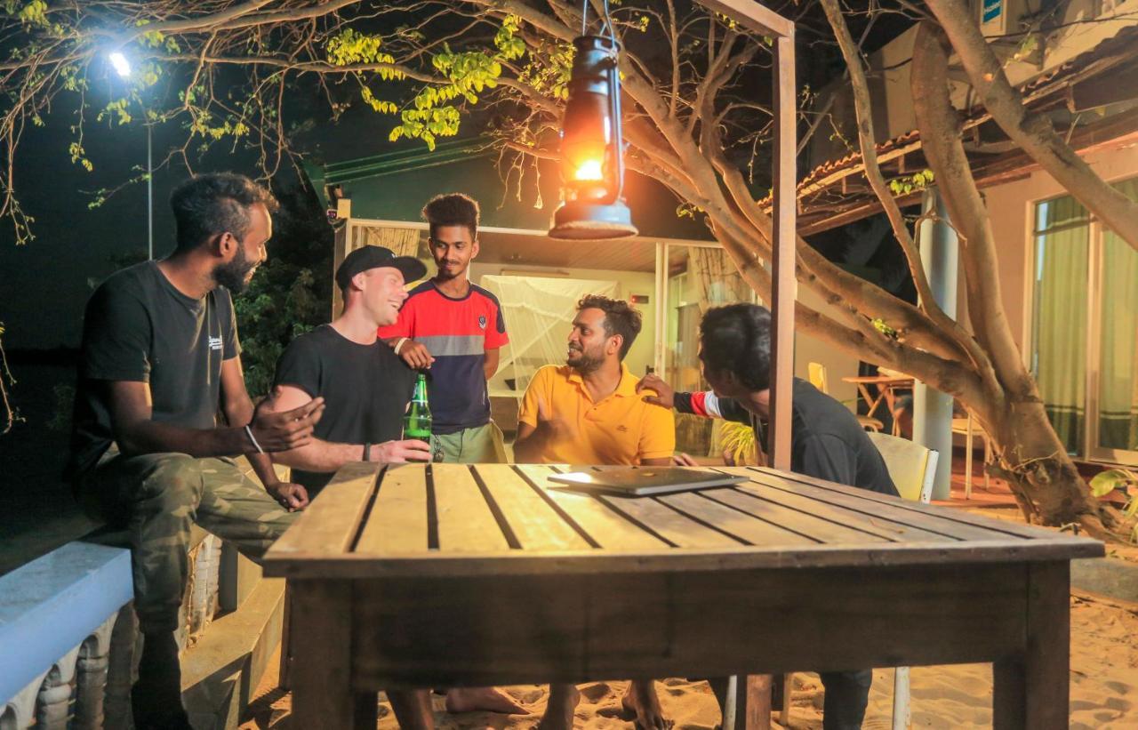 Dinuda Resort Kalpitiya Bagian luar foto