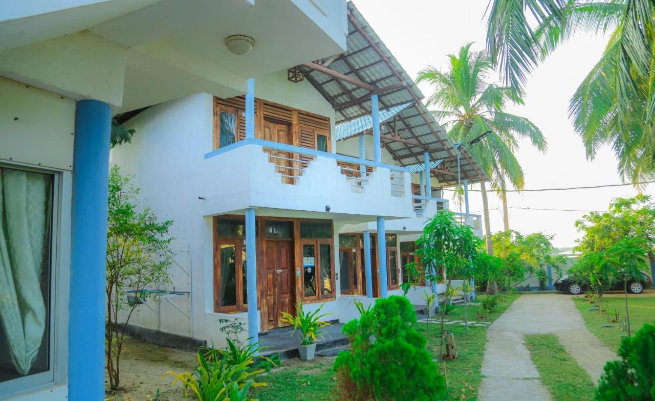 Dinuda Resort Kalpitiya Bagian luar foto
