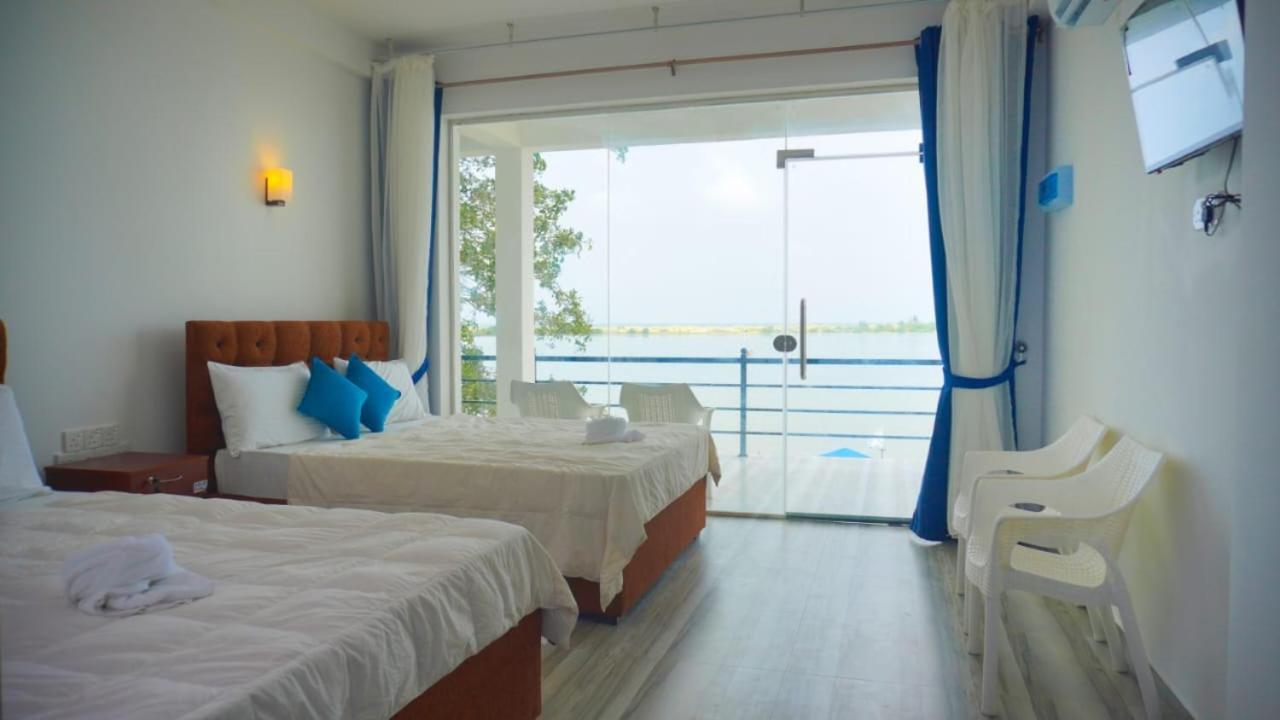 Dinuda Resort Kalpitiya Bagian luar foto