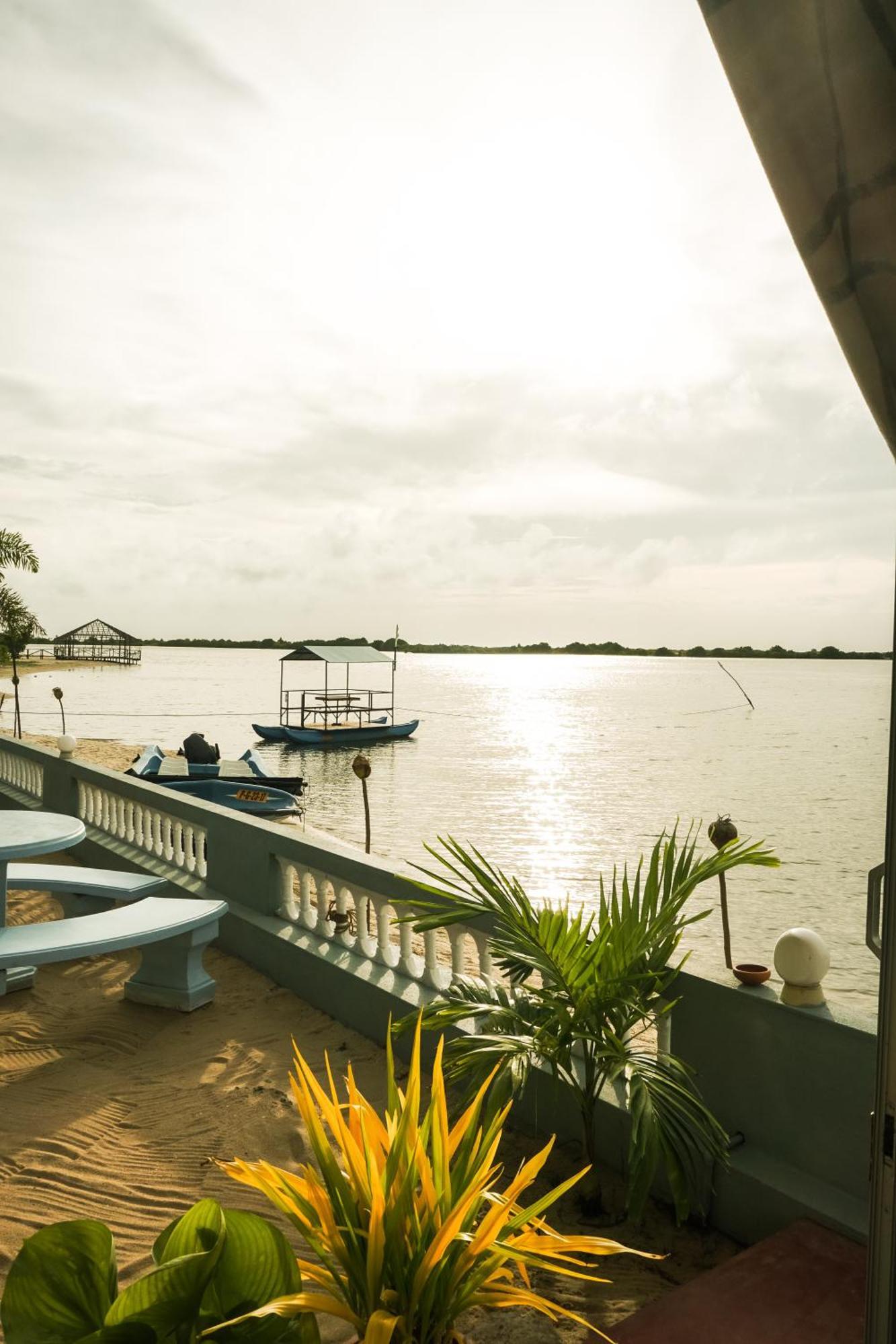 Dinuda Resort Kalpitiya Bagian luar foto