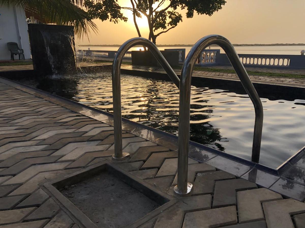 Dinuda Resort Kalpitiya Bagian luar foto